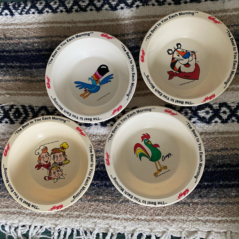 Vintage Kellogg’s 1995 Cereal Bowl set